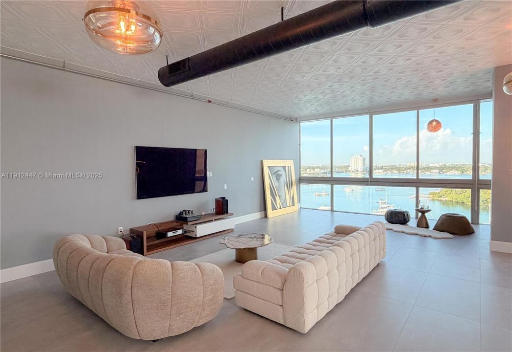 7934 West Dr 1105, North Bay Village, 플로리다 33141, 미국