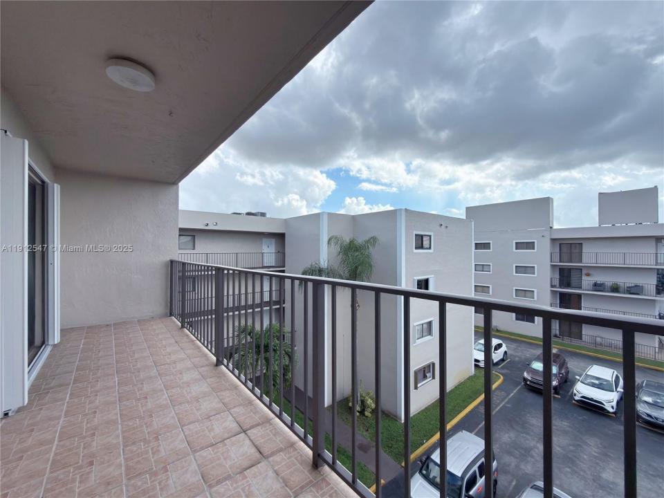 8500 NW 8th St 405, Miami, 플로리다 33126, 미국