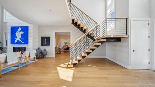 102 & 92 Dune Road, Southampton, ניו יורק 11978, ארצות הברית של אמריקה