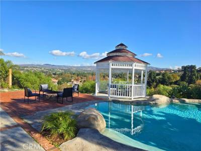 S Via Montanera, Anaheim Hills, カリフォルニア 92807, アメリカ合衆国