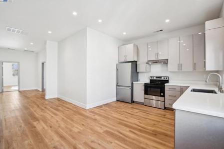 61St St, Oakland, Kaliforniya 94608, Amerika Birleşik Devletleri