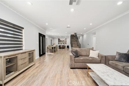 Debby Street, Valley Glen, Califórnia 91401, Estados Unidos