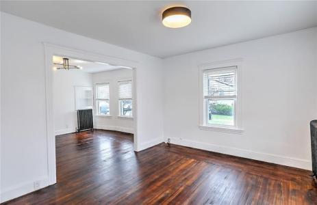 73 Washburn Avenue 1, East Providence, 로드아일랜드 02916, 미국