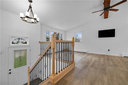 5 Ichabod Lane, Westerly, Rhode Island 02891, USA