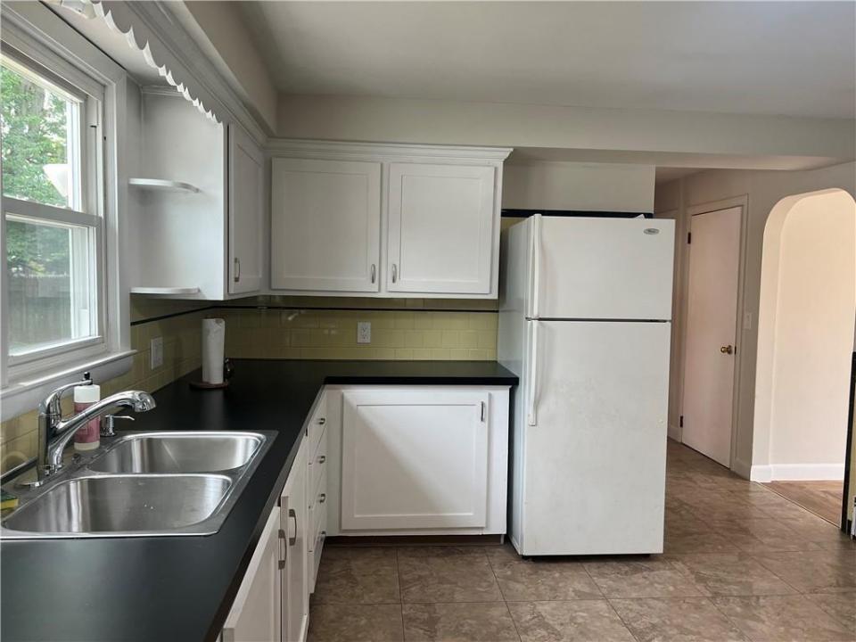 108 Airport Road, Warwick, Rhode Island 02889, États-Unis