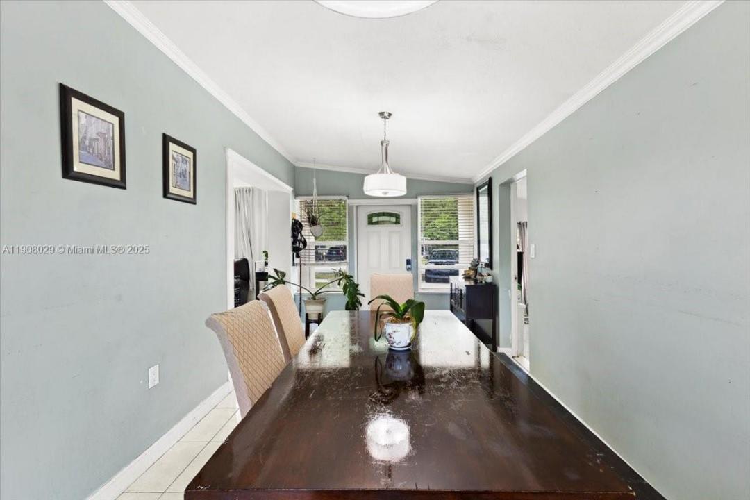 3911 SW 32nd Ave, West Park, Florida 33023, Estados Unidos