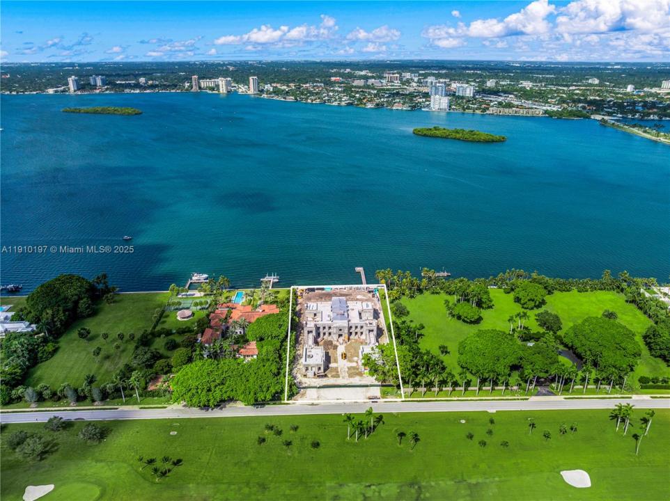 7 Indian Creek Island Rd, Indian Creek, Floride 33154, États-Unis