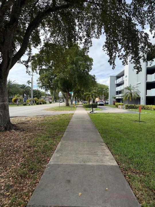 1301 NE 191st St F110, Miami, フロリダ 33179, アメリカ合衆国