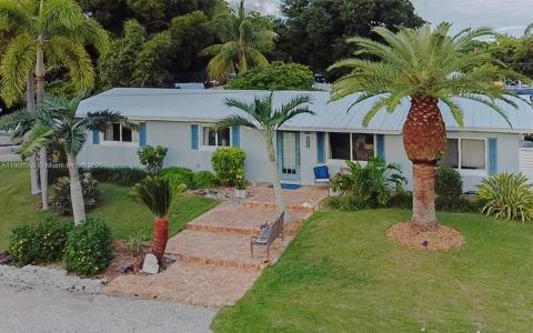 160 Ridge St, Tavernier, Florida 33070, USA