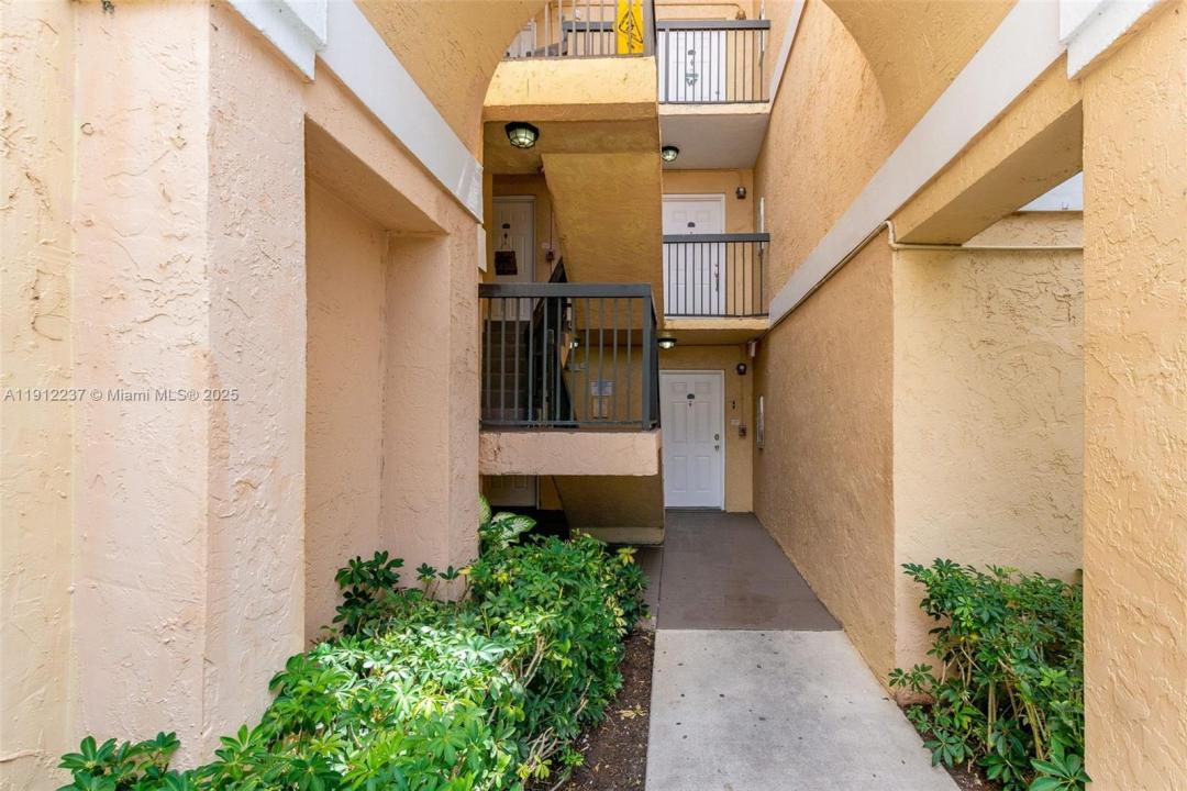 5721 Riverside Dr 202B5, Coral Springs, Flórida 33067, Estados Unidos