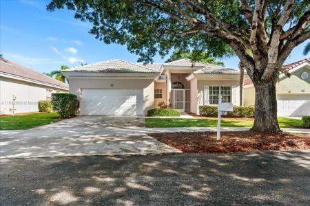 2675 SE 4th Pl, Homestead, Florida 33033, USA