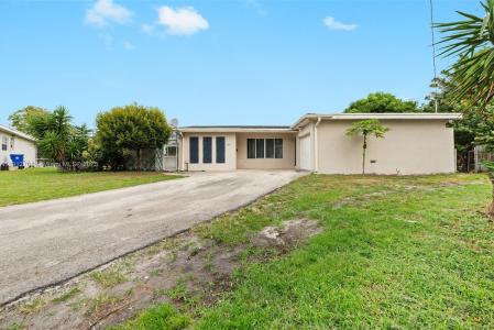 3813 S Lake Ter, Miramar, Florida 33023, USA