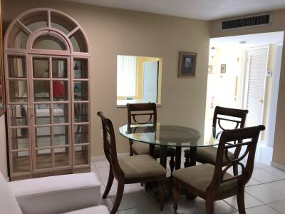 1201 NE 191st St G113, Miami, Florida 33179, USA
