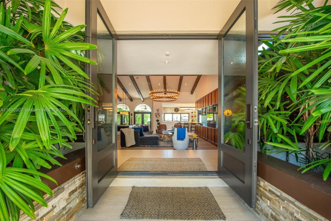 3444 NE 167th St, North Miami Beach, Floride 33160, États-Unis