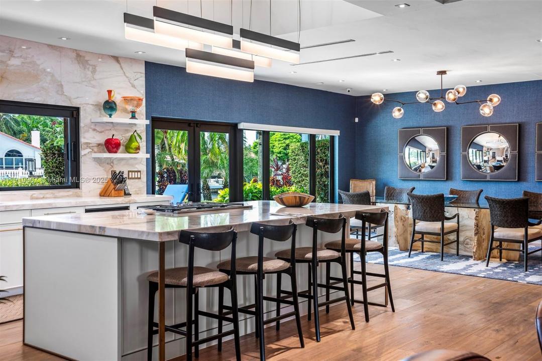 3444 NE 167th St, North Miami Beach, Floride 33160, États-Unis