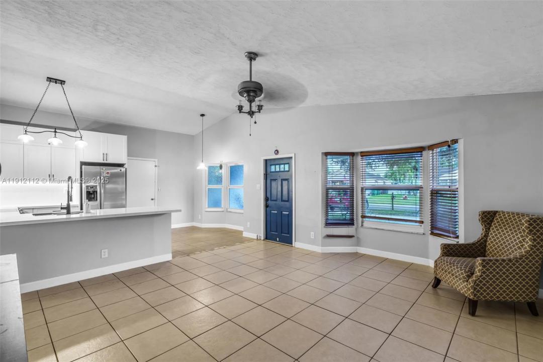 12911 SW 17th Pl, Davie, Florida 33325, Amerika Birleşik Devletleri