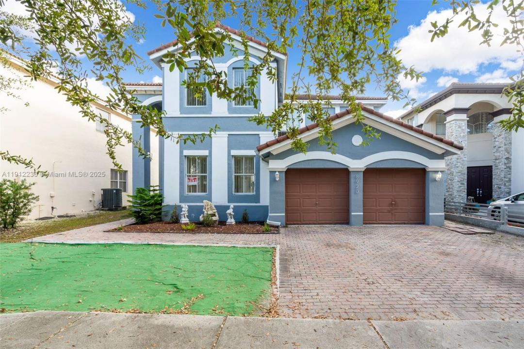 8920 NW 180th Ter, Hialeah, Florida 33018, Amerika Birleşik Devletleri