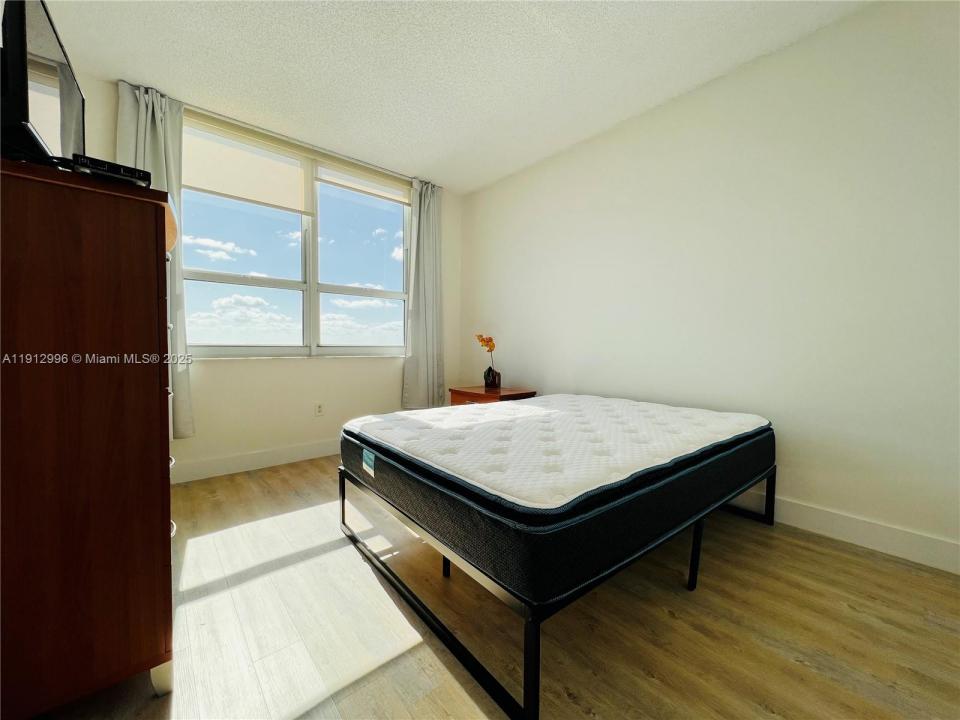 1155 BRICKELL BAY DR 510, Miami, Florida 33131, Amerika Birleşik Devletleri