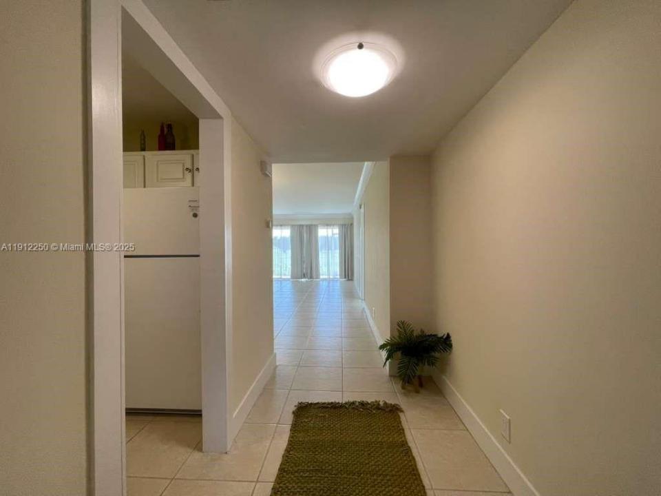 2950 N Palm Aire Dr 105, Pompano Beach, フロリダ 33069, アメリカ合衆国