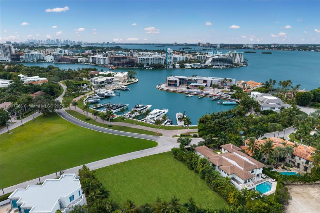 145 Harbour Way Lots 2 and 3, Bal Harbour, フロリダ 33154, アメリカ合衆国