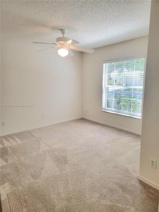 1092 W 13th Sq, Vero Beach, Флорида 32960, Соединенные Штаты