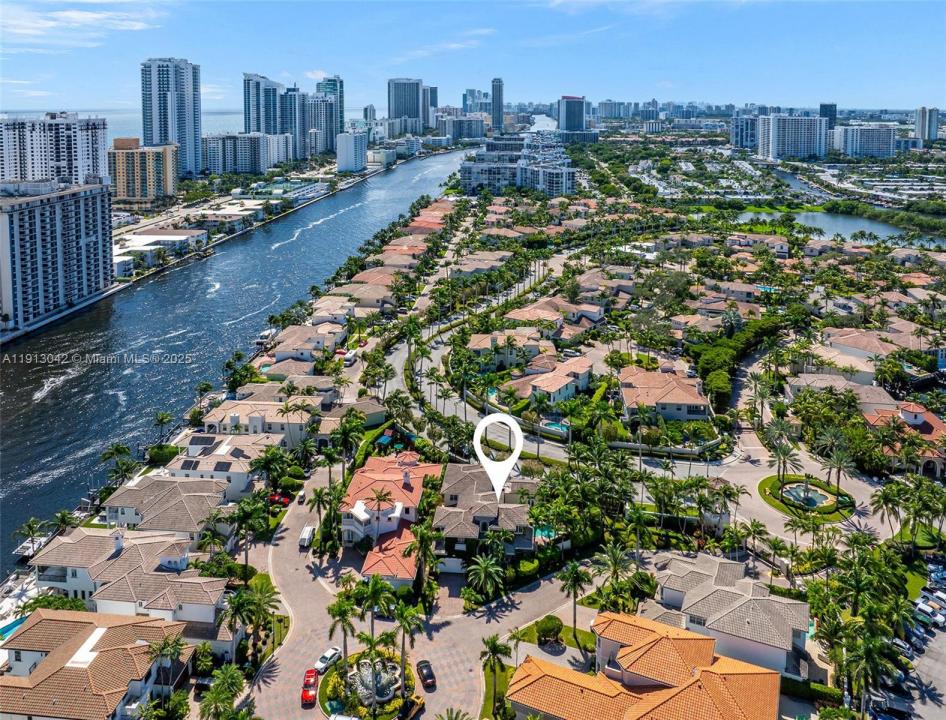 1295 Hatteras Ln, Hollywood, Florida 33019, Estados Unidos