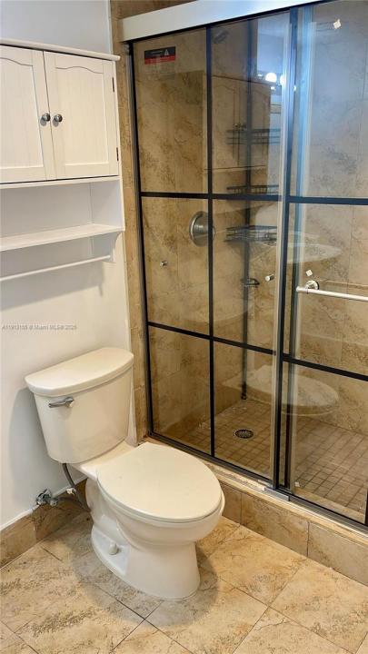 9143 SW 77th Ave B505, Miami, Florida 33156, Amerika Birleşik Devletleri