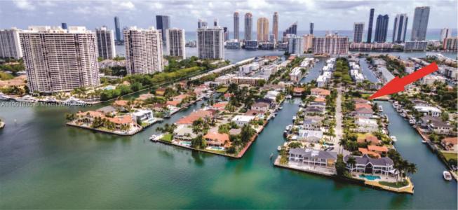 3428 NE 169th St, North Miami Beach, Florida 33160, USA