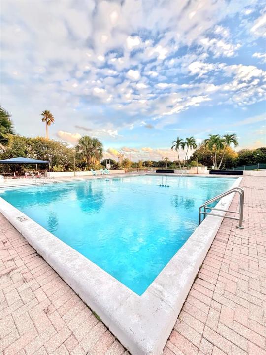 4160 Inverrary Dr 204, Lauderhill, Florida 33319