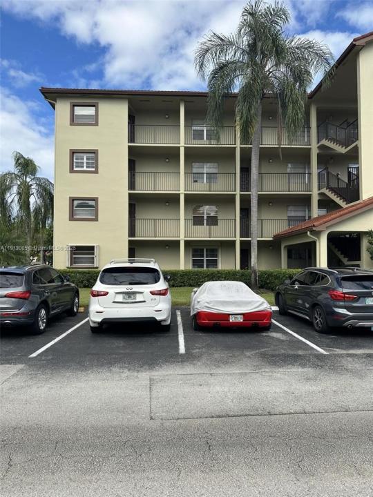 13001 SW 15th Ct 202T, Pembroke Pines, Florida 33027