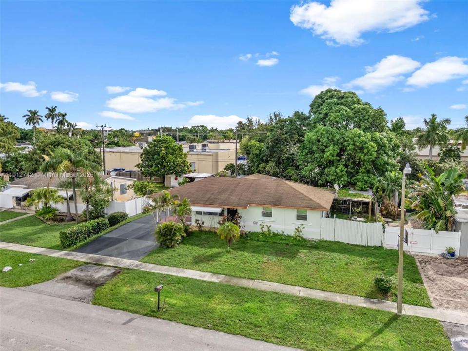 136 Cayman Dr, Palm Springs, Flórida 33461, Estados Unidos