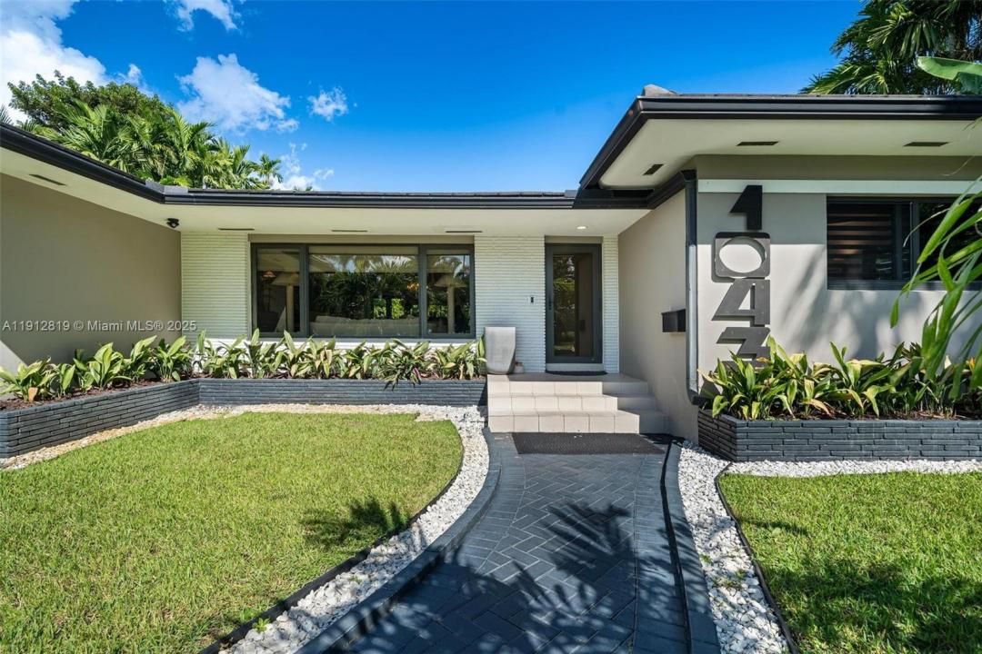 1043 NE 98th St, Miami Shores, Florida 33138, HOA KỲ