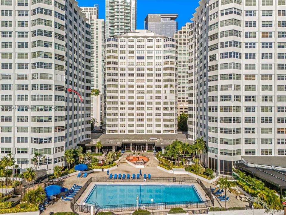 905 Brickell Bay Dr 931, Miami, Florida 33131, Estados Unidos