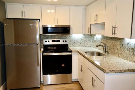 636 NE 63rd St 11, Miami, Florida 33138, USA