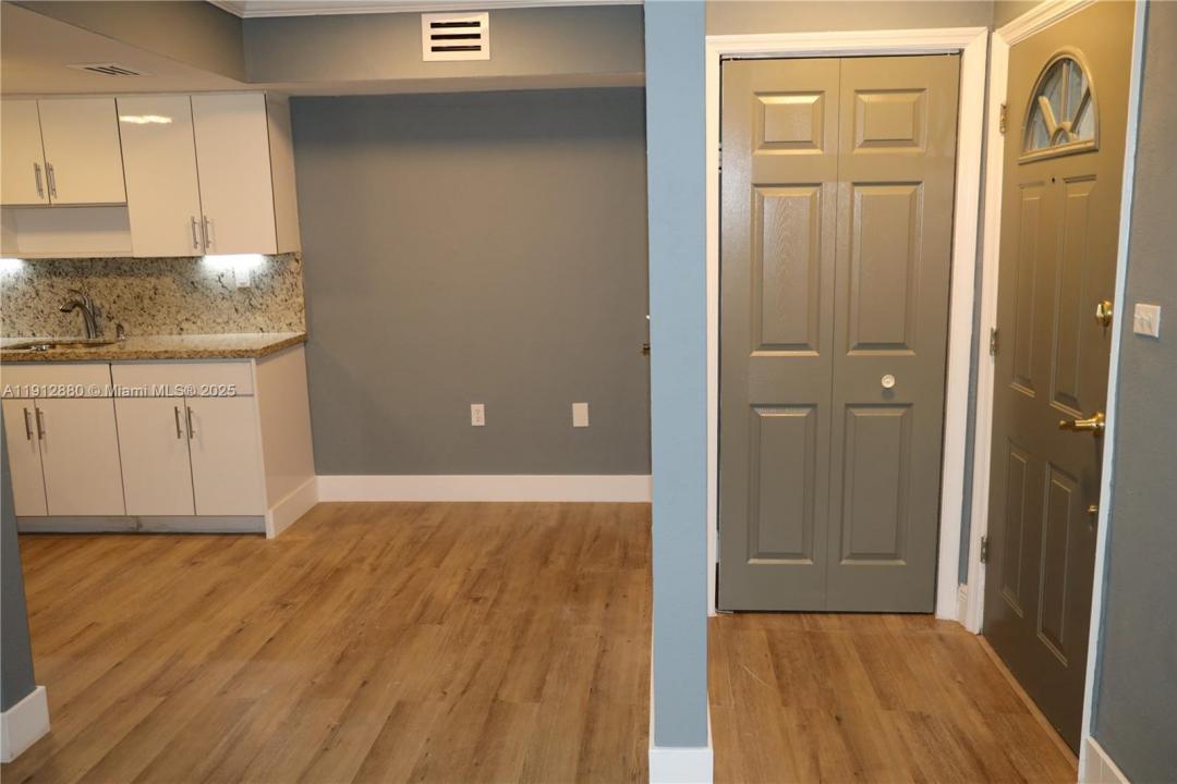 636 NE 63rd St 11, Miami, Floride 33138, États-Unis