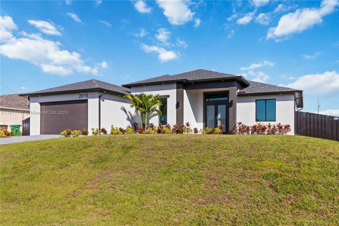 2015 NW 21 ST STREET, Cape Coral, Флорида 33993, Соединенные Штаты