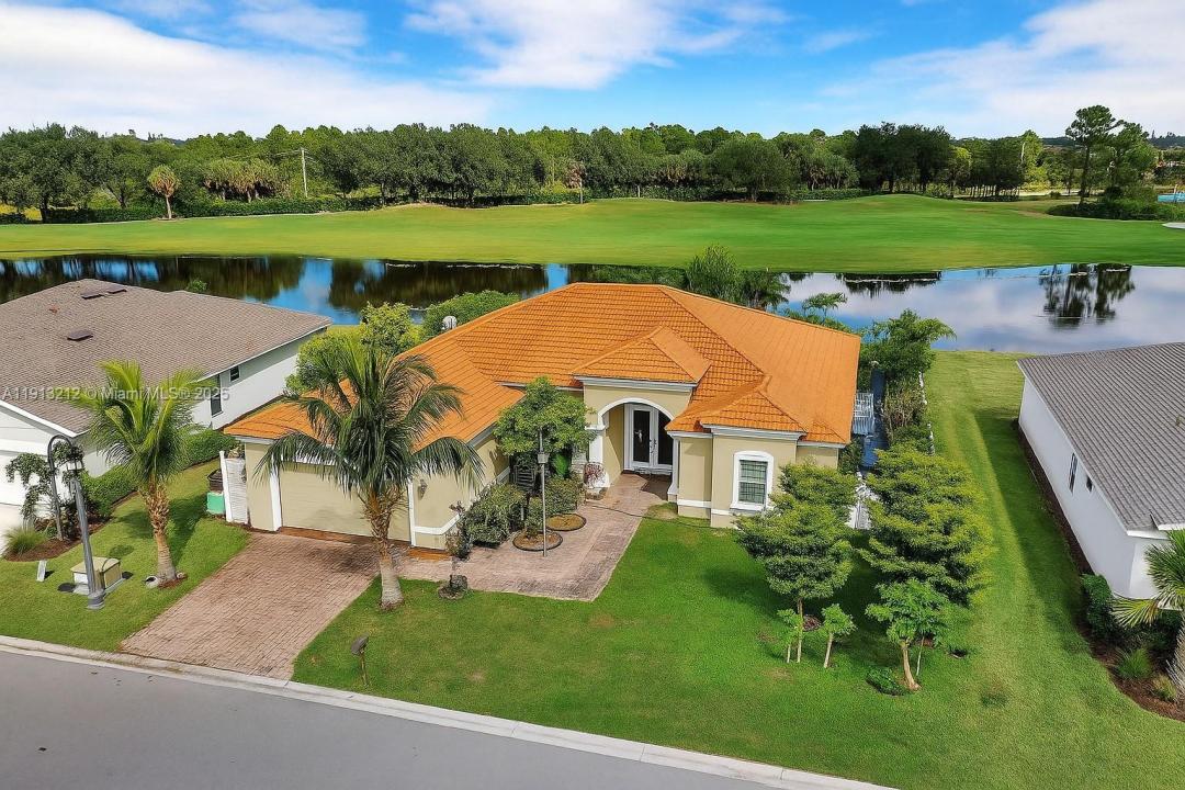 20831 Copperhead Drive, Lehigh Acres, Florida 33936, Amerika Birleşik Devletleri