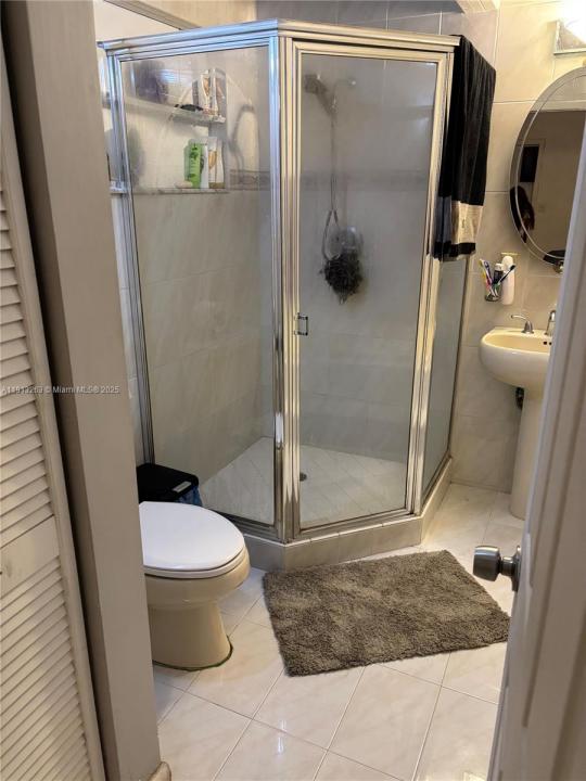 12120 SW 193rd Ter, Miami, Florida 33177