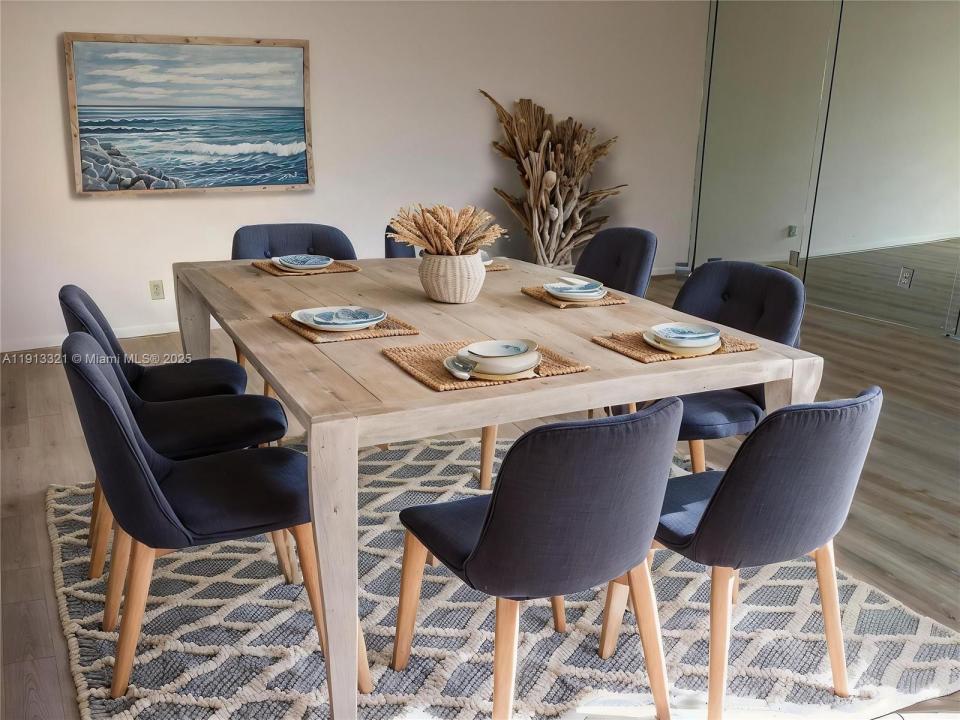 235 E Burgundy  E 235, Delray Beach, Florida 33484, USA