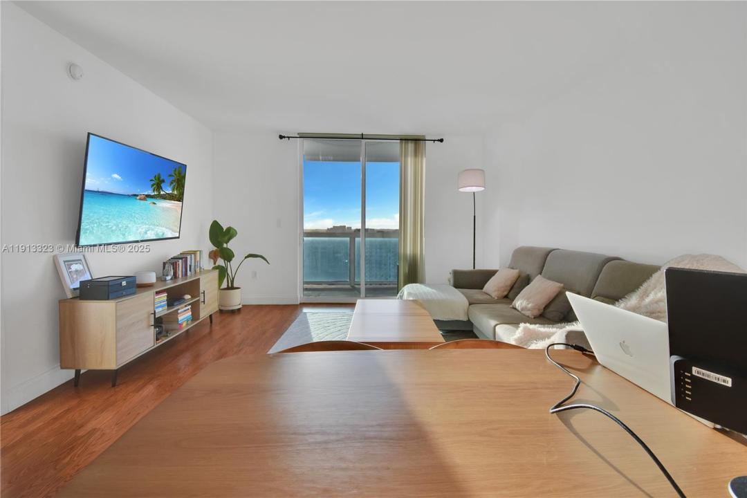 1800 N Bayshore Dr 2604, Miami, Flórida 33132, Estados Unidos