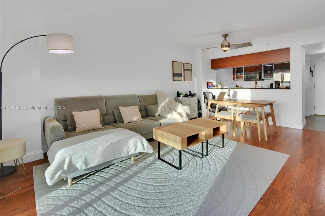 1800 N Bayshore Dr 2604, Miami, Flórida 33132, Estados Unidos