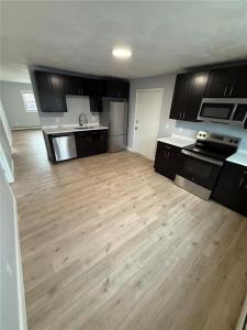 61 Esten Avenue, Pawtucket, Rhode Island 02860, États-Unis