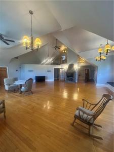 14 Bartlett Avenue, Cranston, Rhode Island 02905, HOA KỲ