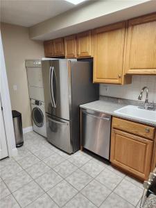 132 Hoffman Avenue 110, Cranston, Rhode Island 02920, USA