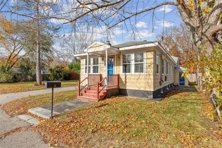 210 Promenade Street, Barrington, 罗得岛 02806, 美国