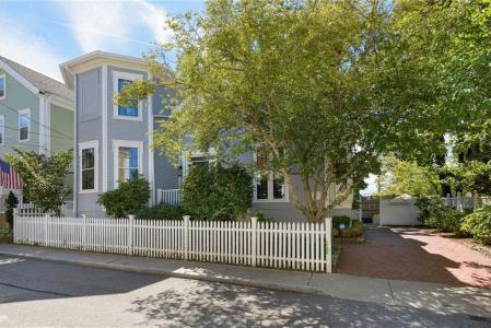 83 John Street, Newport, Rhode Island 02840, USA