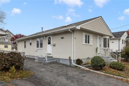 23 Hewes Street, Cumberland, ロードアイランド 02864, アメリカ合衆国