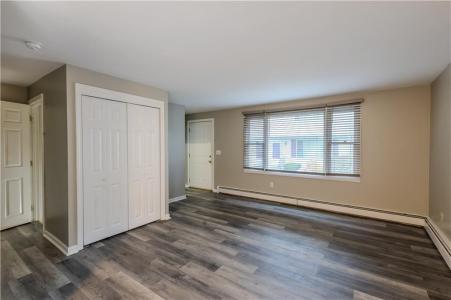 151 Willet Avenue 5, East Providence, Rhode Island 02915, USA