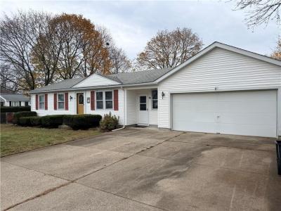 10 Stoneham Drive, Woonsocket, Rhode Island 02895, USA