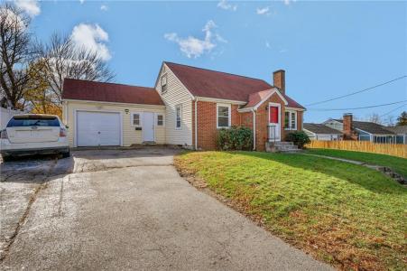 28 Harrington Drive, Johnston, Rhode Island 02919, États-Unis